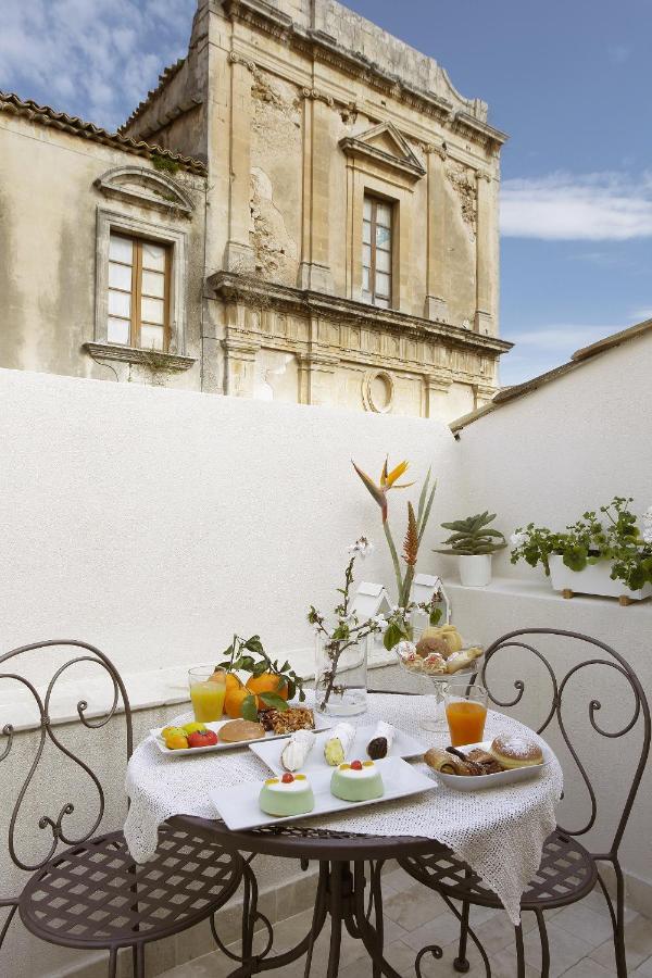 Nicotera Apartment Noto Eksteriør bilde